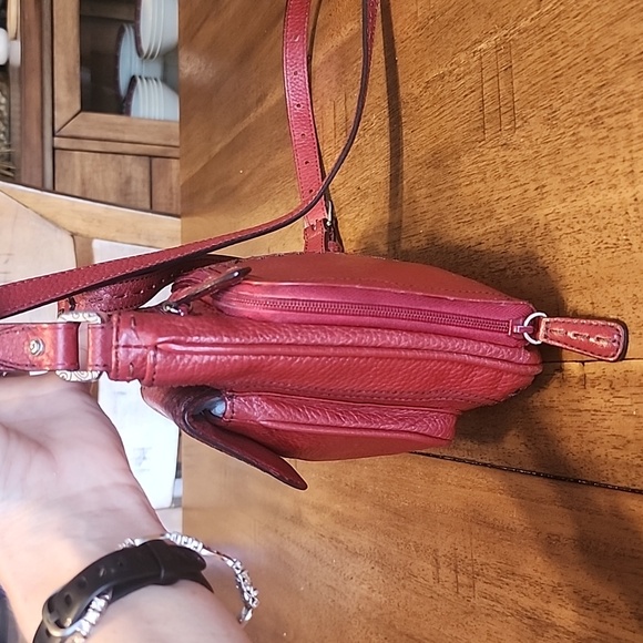 Brighton Red Crossbody Bag with Textured Leather - Picture 3 of 16